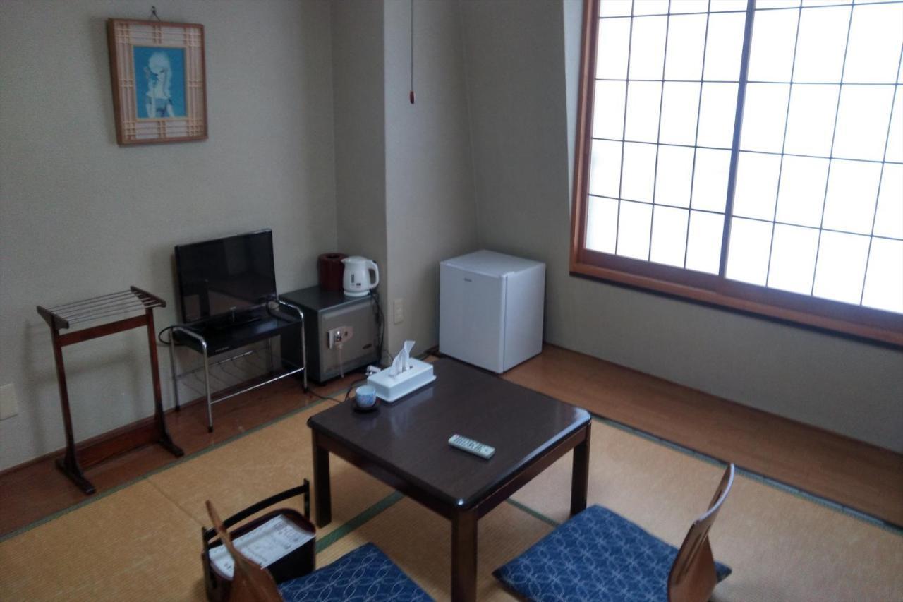 Oyo Business Hotel Azalea Gunma Kusatsu Кусацу Екстер'єр фото